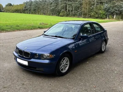 Gebraucht BMW 316 120 PS (88 kW) 2002 Blau Coupé