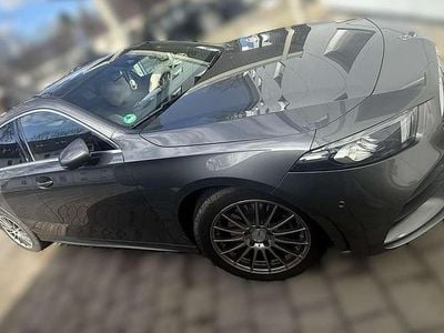 Gebraucht Mercedes A200 AMG line 163 PS (119 kW) 2020 Grau Limousine