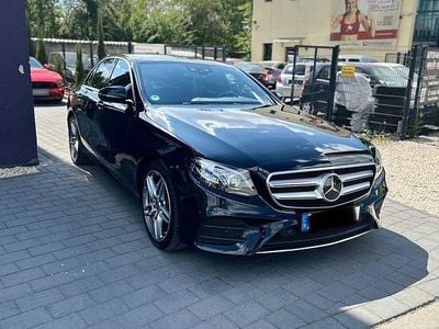 Usata Mercedes E220 AMG line 194 CV (142 kW) 2016 Nero Berlina