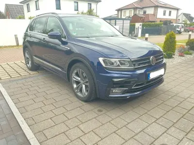 Gebraucht VW Tiguan R-line 150 PS (110 kW) 2018 Blau SUV