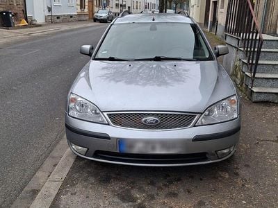 Gebraucht Ford Mondeo 130 PS (95 kW) 2005 Silber Kombi