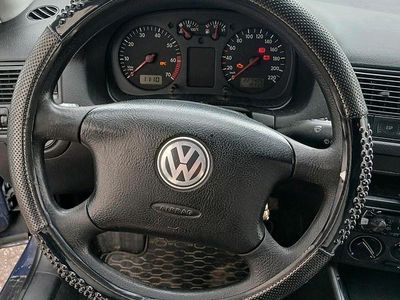 Blau Gebraucht 2003 VW Golf IV Kombi | 1.600 € (Fairer Preis)