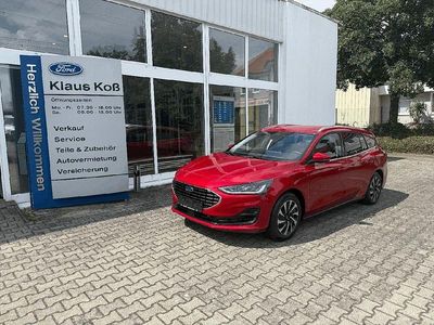 Gebraucht Ford Focus Titanium 155 PS (114 kW) 2024 Rot Limousine