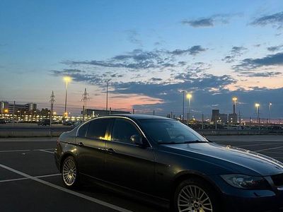 Second-hand BMW 325 197 CP (144 kW) 2007 Gri Berlinǎ