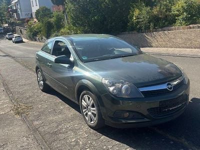 Opel Astra GTC