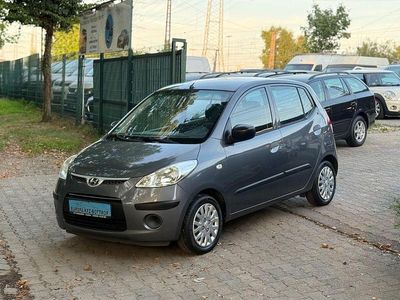 Grau Gebraucht 2009 Hyundai i10 Edition+ Kleinwagen | 2.499 € (Fairer Preis)