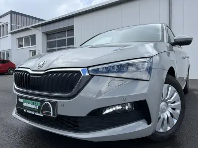 Gebraucht Skoda Scala Ambition 150 PS (110 kW) 2023 Grau Kleinwagen