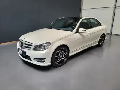 Gebraucht Mercedes C350 AMG 265 PS (194 kW) 2013 Diamantweiß Limousine