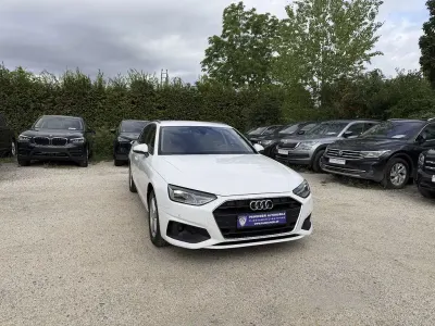 Gebraucht Audi A4 Sport 136 PS (100 kW) 2022 Ibisweiss Kombi