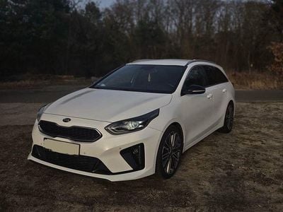 Gebraucht Kia Ceed Sportswagon GT-Line 140 PS (102 kW) 2019 Weiß Kombi