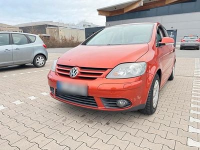 Usata VW Golf IV 122 CV (89 kW) 2006 Arancione Berlina