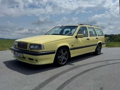 Gebraucht Volvo 850 241 PS (177 kW) 1996 Gelb Kombi