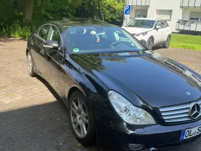 Używany Mercedes CLS350 219 KM (161 kW) 2005 Czarny Sedan/Limuzyna