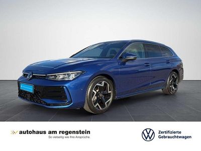 Blau Gebraucht 2025 VW Passat R-line Kombi | 42.940 € (Teuer)