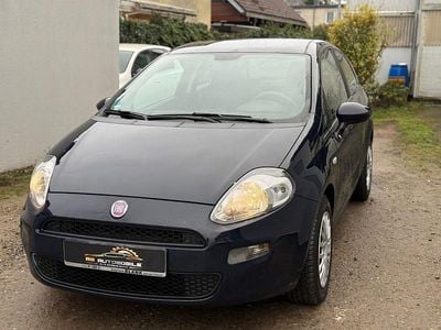 Gebraucht Fiat Punto Street 70 PS (51 kW) 2014 Grau Kleinwagen