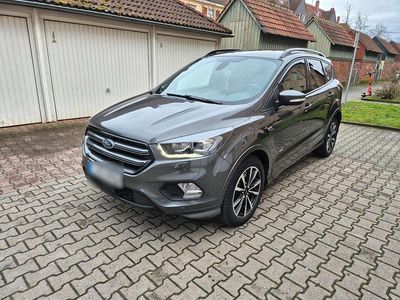 Gebraucht Ford Kuga ST-Line 179 PS (131 kW) 2018 Grau SUV