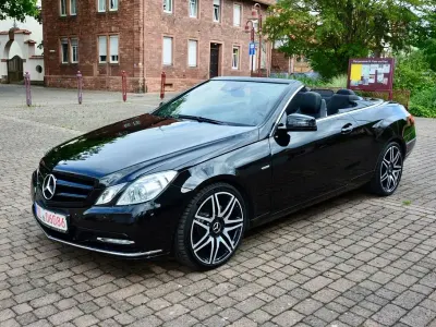 Gebraucht Mercedes E350 AMG 265 PS (194 kW) 2012 Schwarz Cabrio