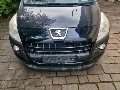 Gebraucht Peugeot 3008 163 PS (119 kW) 2013 Schwarz Kombi