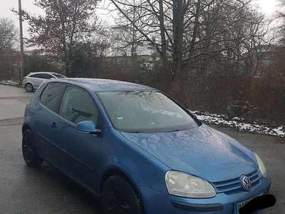 Usata VW Golf IV Sportline 150 CV (110 kW) 2004 Blu Berlina