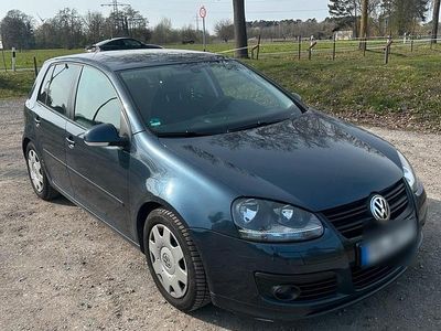 Gebraucht VW Golf V 102 PS (75 kW) 2008 Blau Kleinwagen