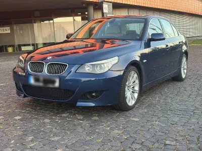 Gebraucht BMW 530 Sport Line 258 PS (189 kW) 2005 Blau Limousine
