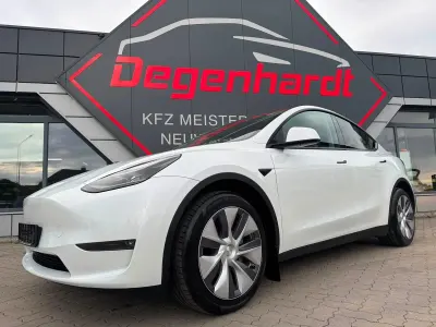 Gebraucht Tesla Model Y Long Range RWD 378 kW (514 PS) 2023 Weiß SUV
