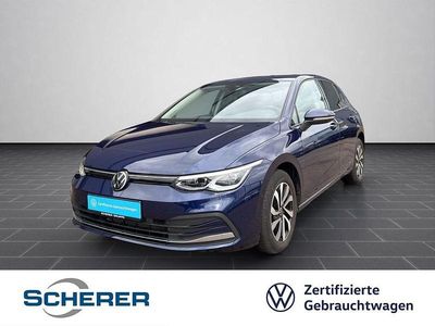 Gebraucht VW Golf VIII Active 131 PS (96 kW) 2022 Blau (metallic) Limousine