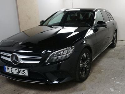 Gebraucht Mercedes C180 156 PS (114 kW) 2021 Obsidianschwarz Kombi