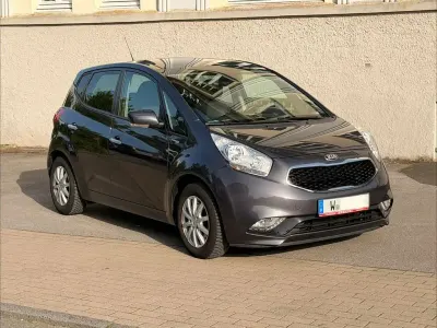Gebraucht Kia Venga Platinum Edition 125 PS (91 kW) 2017 Grau Kleinwagen