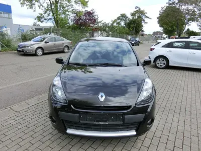 Occasion Renault Clio III Dynamique 75 ch (55 kW) 2011 Gris Berline