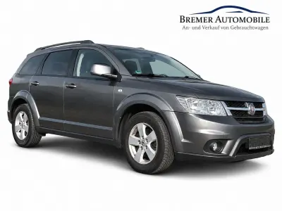 Gebraucht Fiat Freemont Urban 170 PS (125 kW) 2013 Grau SUV