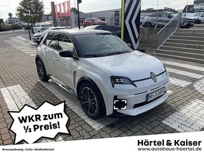 Gebraucht Renault 5 E-Tech Iconic 110 kW (150 PS) 2025 Weiss qnc+schwarz gne (schwarz) Limousine