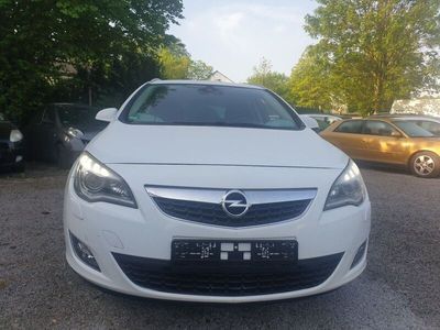 gebraucht Opel Astra Sport1.6 Turbo,Innovation,Navi,Automatik