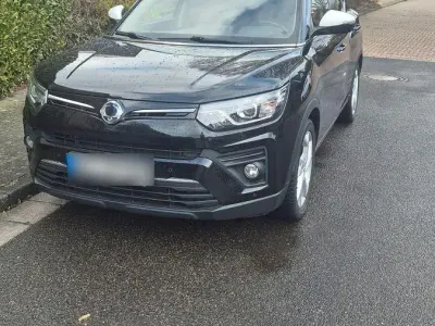Usata SsangYong Tivoli 163 CV (119 kW) 2020 Nero SUV
