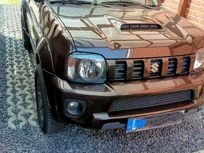 Używany Suzuki Jimny Style 84 KM (61 kW) 2017 Brązowy SUV