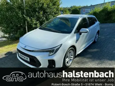Gebraucht Suzuki Swace Comfort+ 140 PS (102 kW) 2024 Platinum white pearl Kombi
