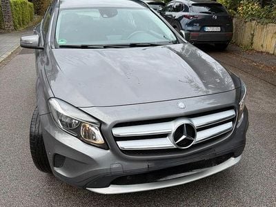 Mercedes GLA200