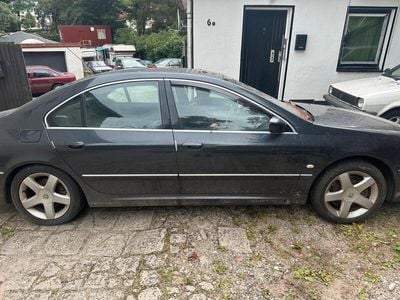 Peugeot 607