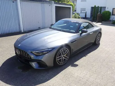 Gebraucht Mercedes SL63 AMG AMG 585 PS (430 kW) 2024 Grau Cabrio