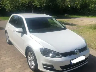 Gebraucht VW Golf VII Trendline 86 PS (63 kW) 2013 Weiß Limousine