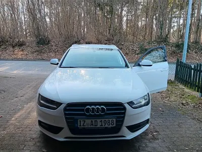 Gebraucht Audi A4 150 PS (110 kW) 2012 Schwarz Kombi