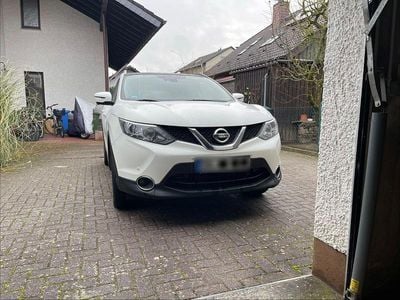Gebraucht Nissan Qashqai N-Vision 116 PS (85 kW) 2016 Weiß SUV