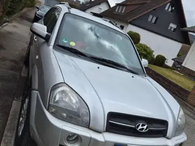 Gebraucht Hyundai Tucson GLS 141 PS (103 kW) 2006 Silber SUV