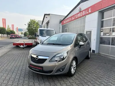 Gebraucht Opel Meriva 120 PS (88 kW) 2012 Muskatgrau/muskat braun(m2) Van / Kleinbus