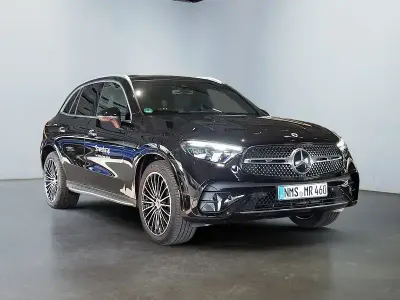 Gebraucht Mercedes GLC200 AMG 163 PS (119 kW) 2026 Schwarz SUV
