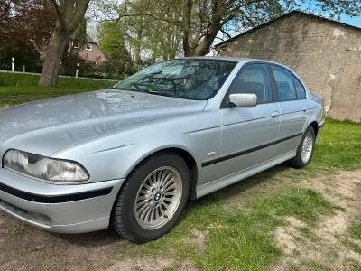 Brugt BMW 523 170 HK (125 kW) 1999 Sølv Sedan