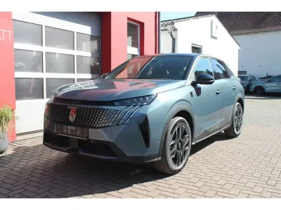 Neu Peugeot 3008 GTi 136 PS (100 kW) 2025 Lackierung ingaroblau/typ aus SUV