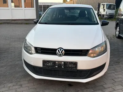 Gebraucht VW Polo 75 PS (55 kW) 2013 Weiß Kleinwagen