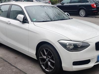 Gebraucht BMW 116 136 PS (100 kW) 2014 Weiß Kleinwagen