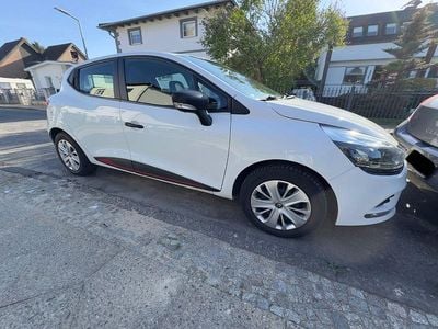 Second-hand Renault Clio IV Life 76 CP (55 kW) 2019 Alb Hatchback